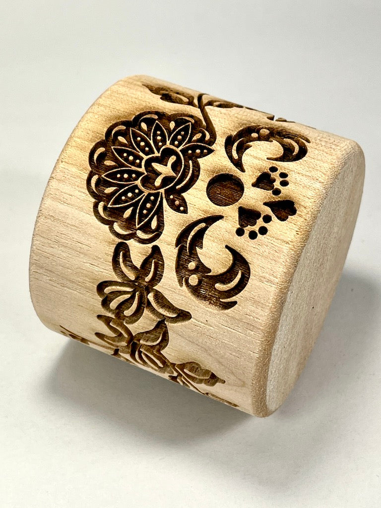 2" Farmhouse Floral Textured Rolling Pin
