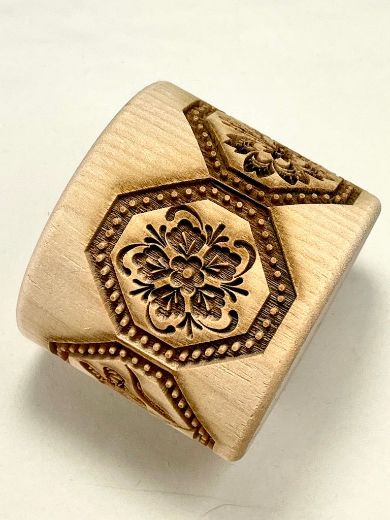 2" Dutch Flowers Textured Rolling Pin