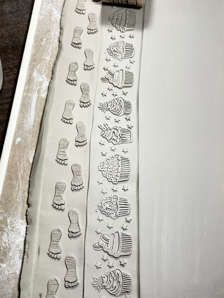 2" Cupcakes Textured Rolling Pin