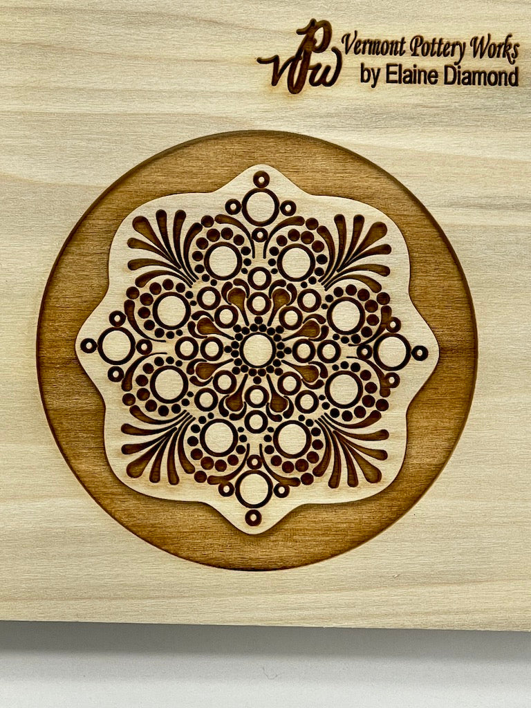 Mandala Lace Textured Mug Plank