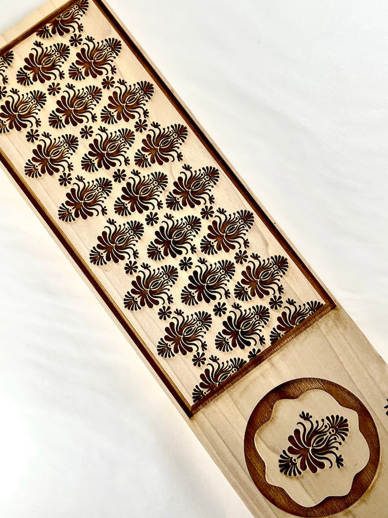 Floral Phoenix Textured Mug Plank