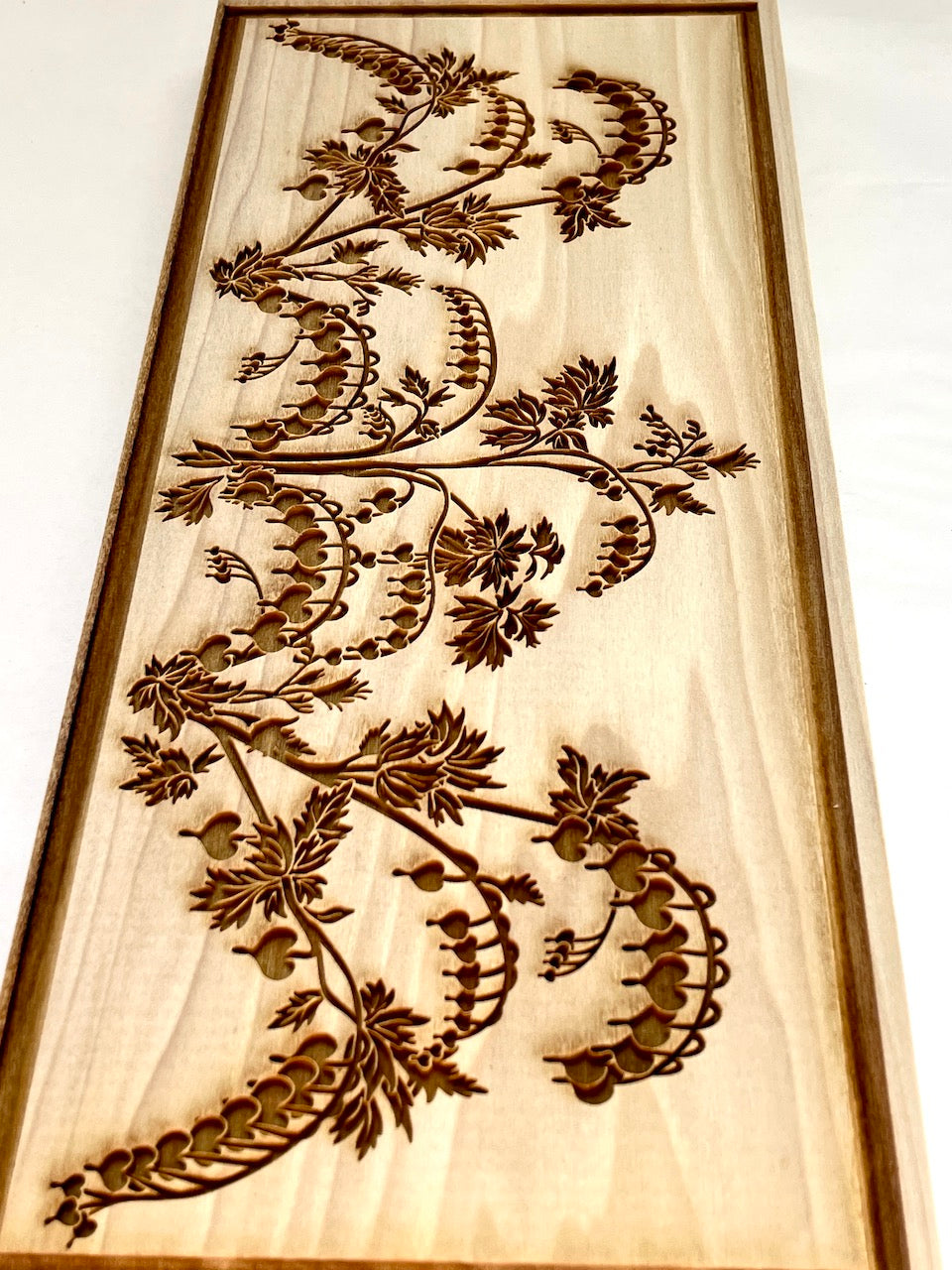 Dottie's Bleeding Hearts Textured Mug Plank