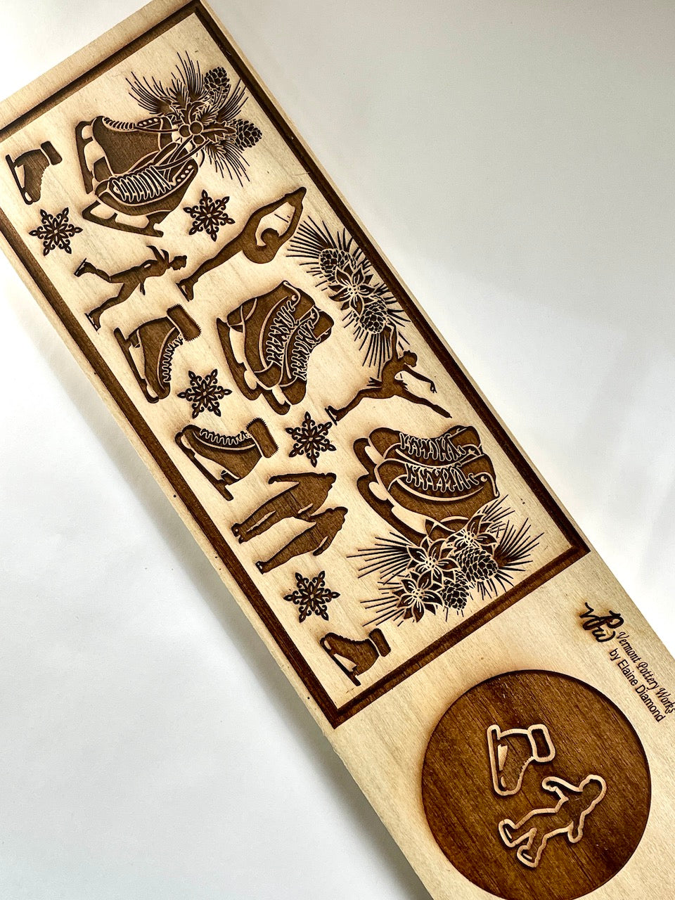 Ice Skates & Ice Skating Textured Mug Plank