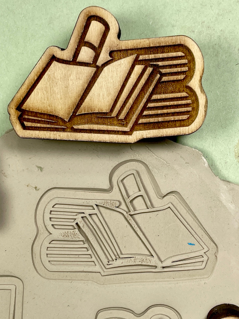 Books & Bookshelves (Open & Stacked)- Stamp