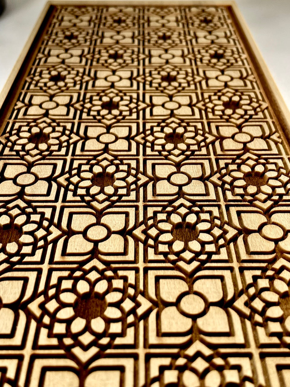 Moroccan Lattice Textured Mug Plank