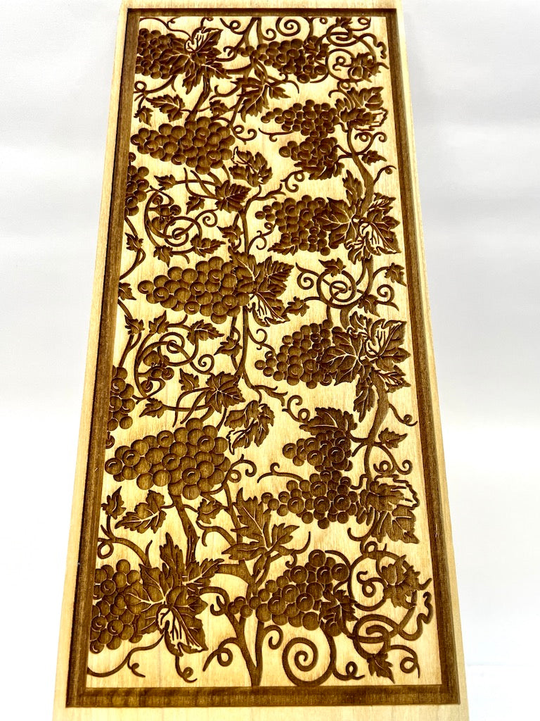 Grapes & Vines Textured Mug Plank