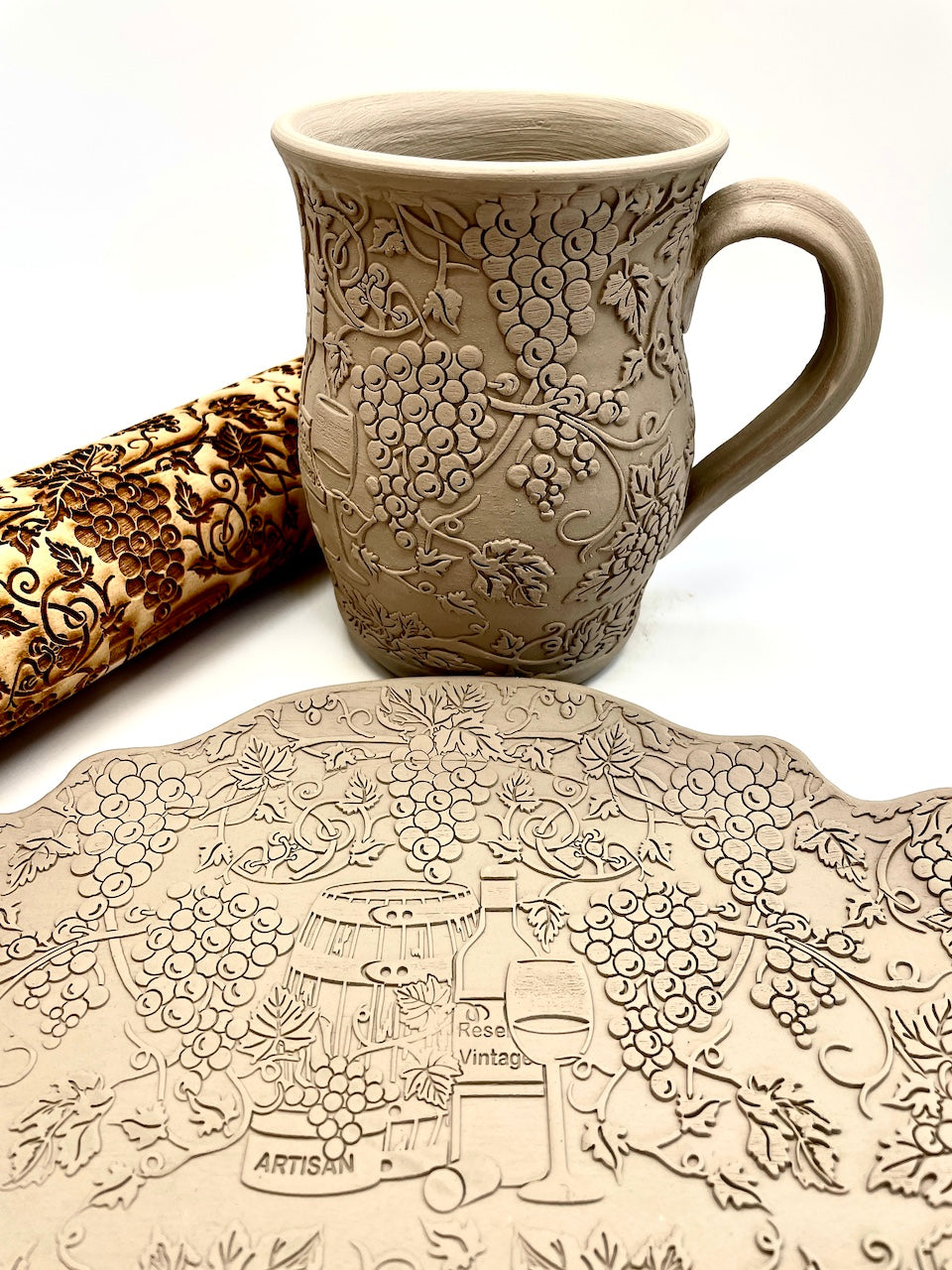 Grapes & Vines Textured Rolling Pin- with Wine Barrel Motif (style 1)