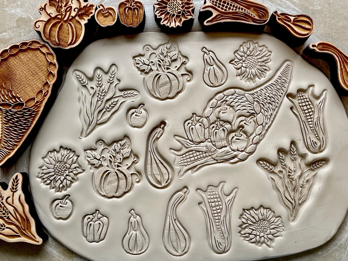 Pumpkin with Vines- Stamp