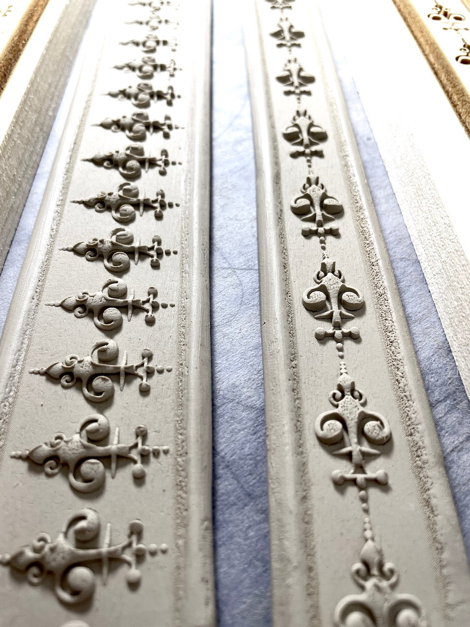 Fleur-De-Lis (Style 2) Border Texture