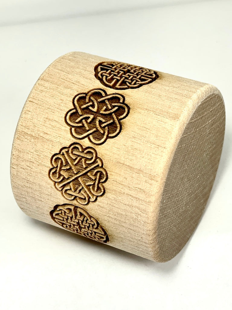 2" Small Celtic Knots Textured Rolling Pin