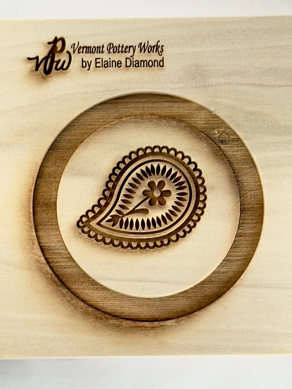 Paisley Textured Mug Plank