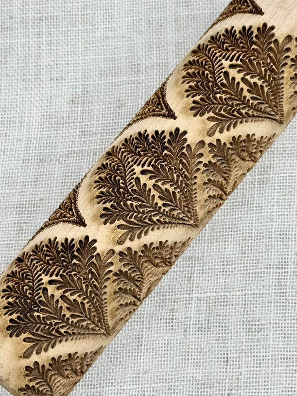 7" Art Deco (Leaf Fan) Textured Rolling Pin