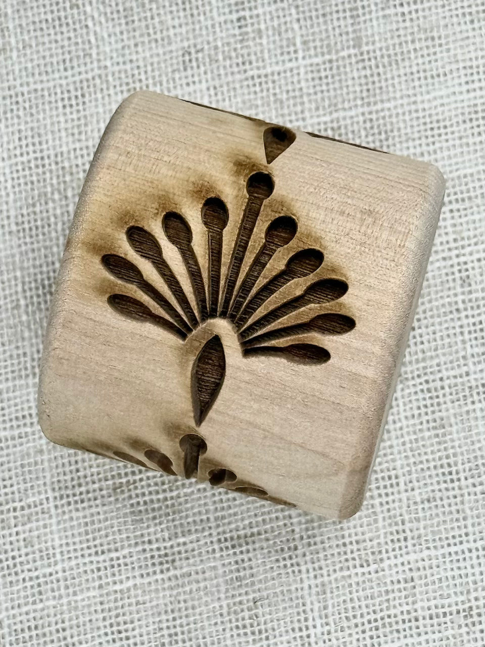 2" Art Deco (Bud Vase) Textured Rolling Pin