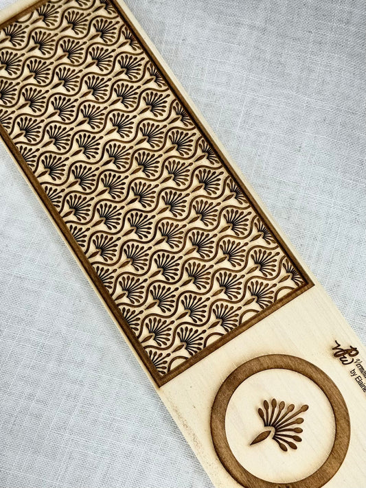 Art Deco (Bud Vase) Textured Mug Plank