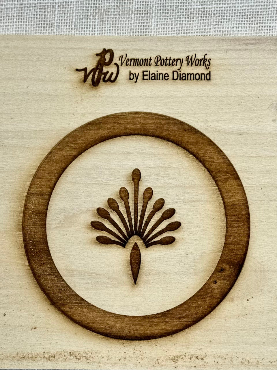 Art Deco (Bud Vase) Textured Mug Plank