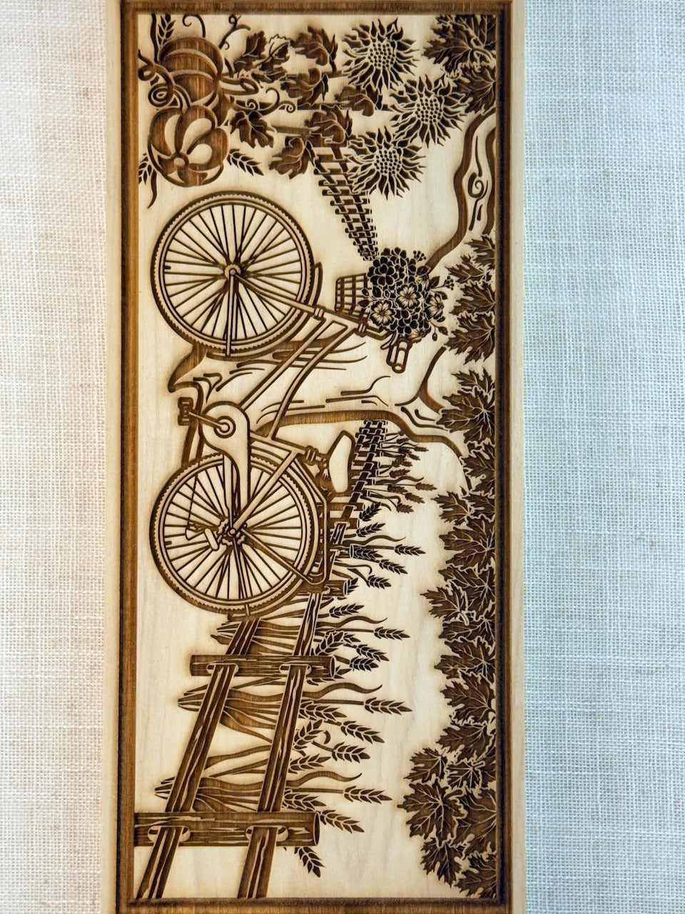 Bicycle Textured Mug Plank