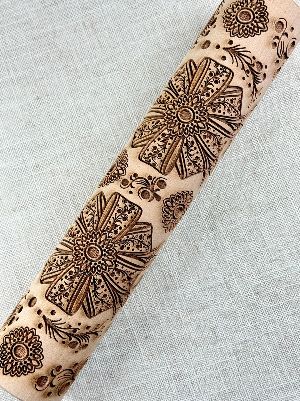 Bow Detailed Textured Rolling Pin
