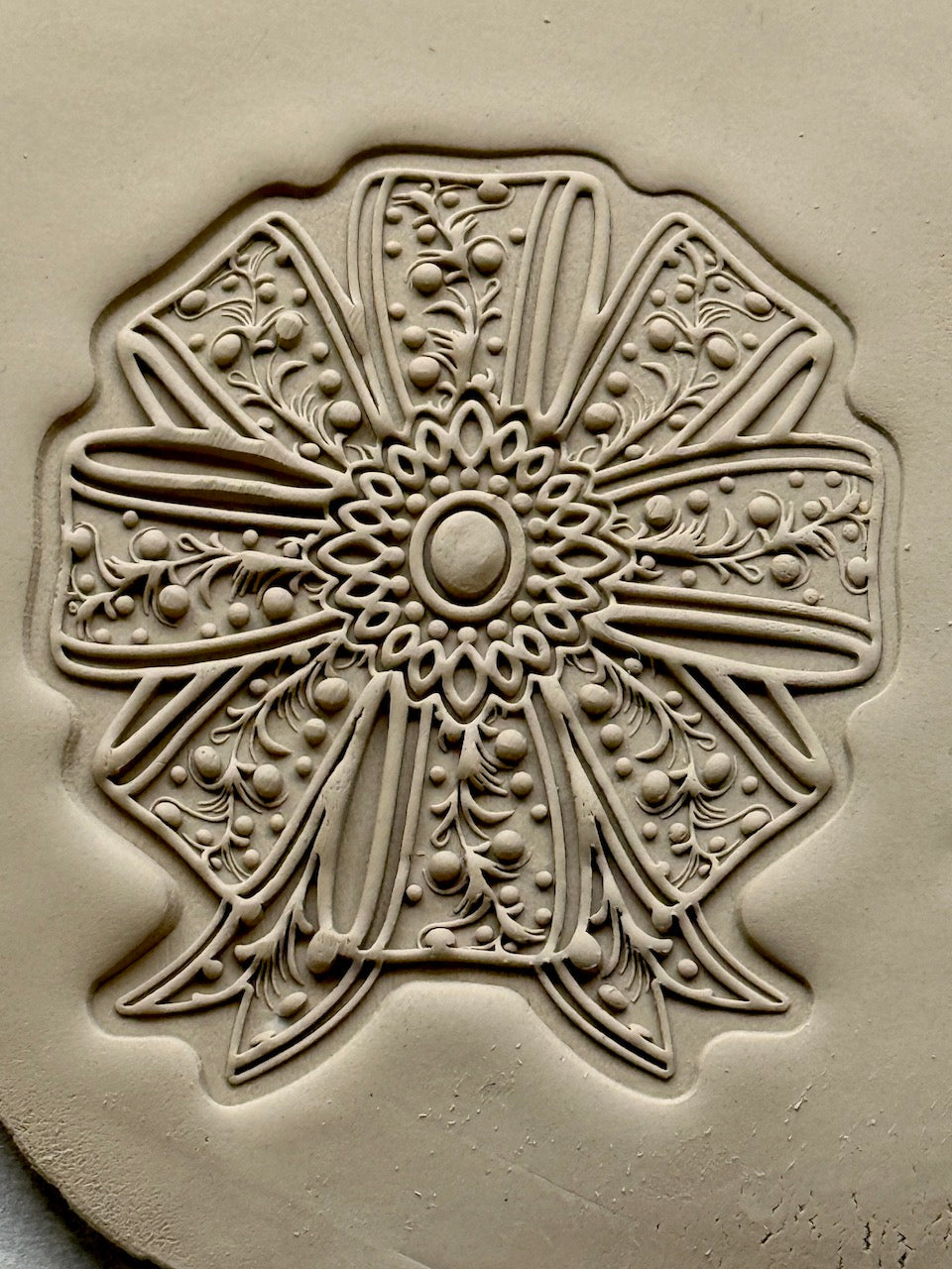 Bow Detailed 1 piece Stamp