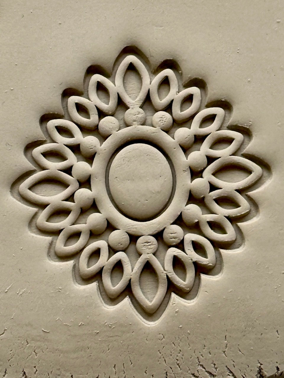 Bow Center Jewel Stamp