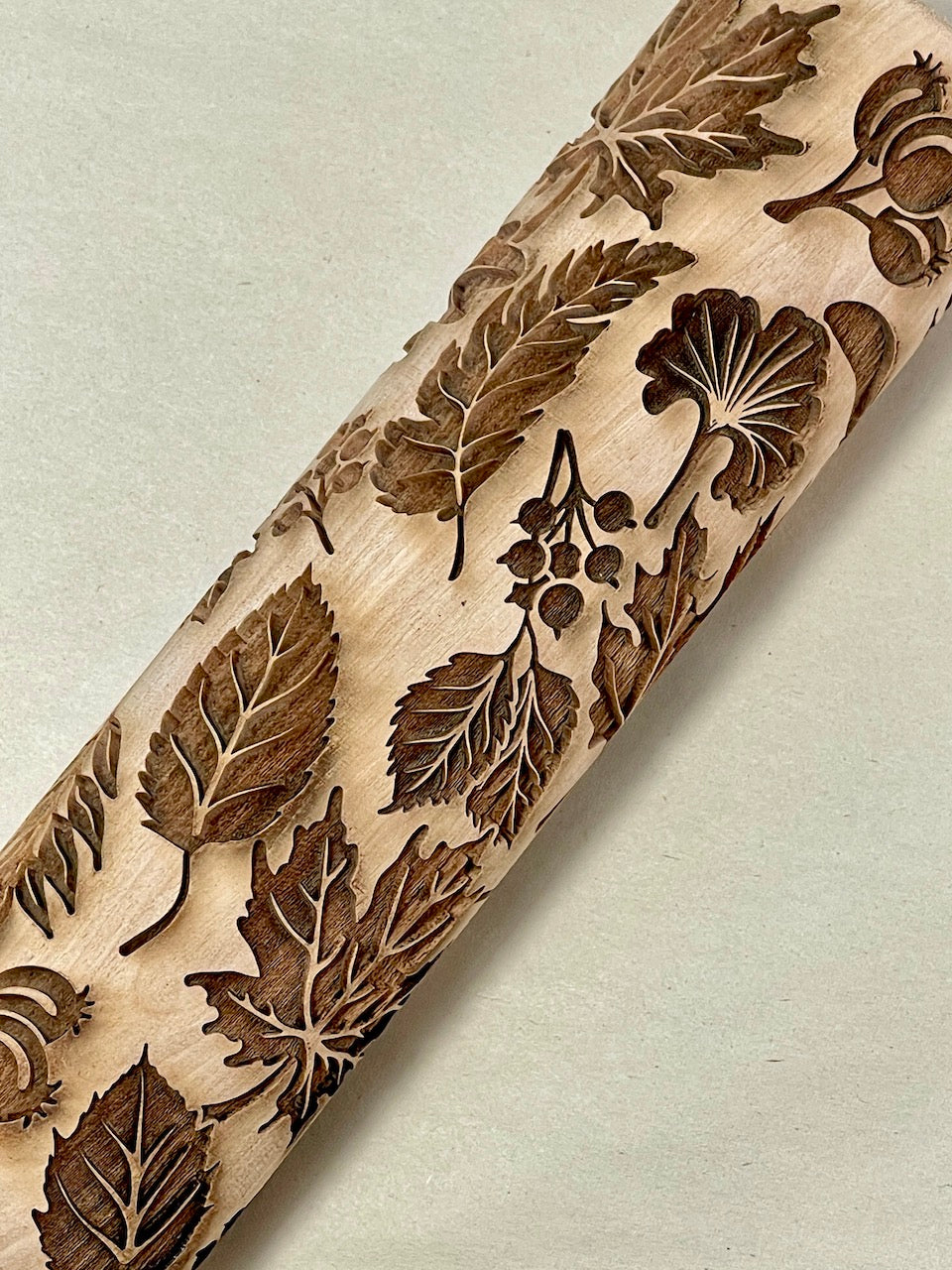 7" Autumn Leaves Textured Rolling Pin