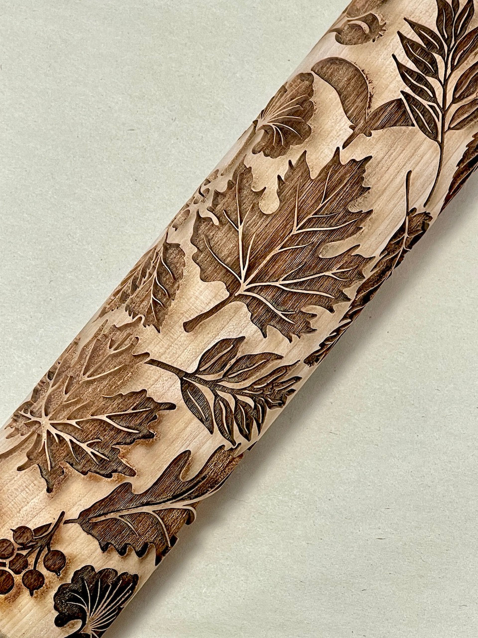 7" Autumn Leaves Textured Rolling Pin