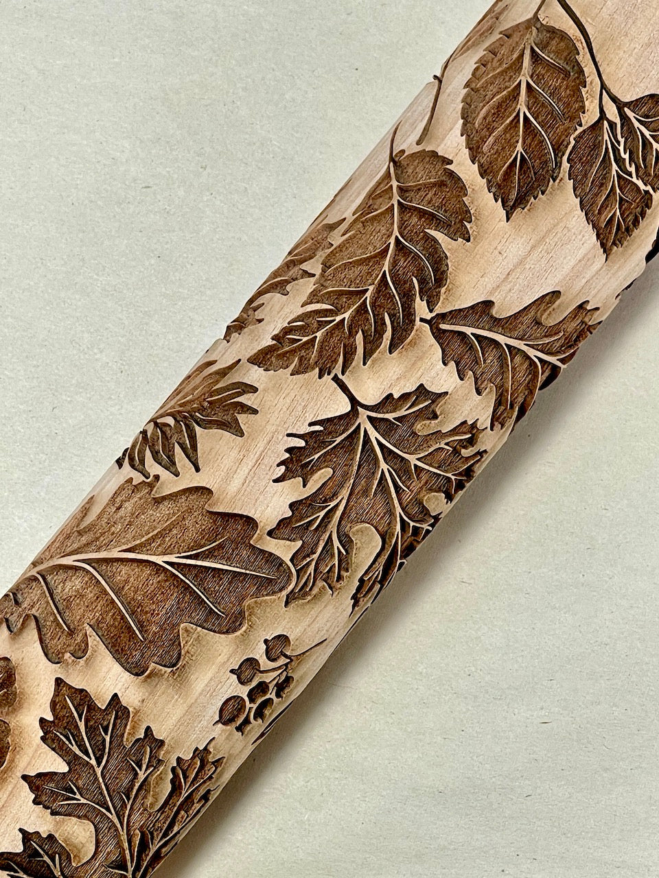 7" Autumn Leaves Textured Rolling Pin