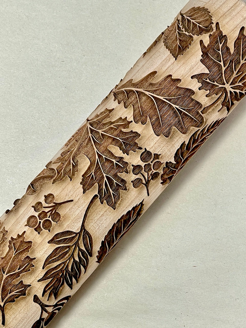 7" Autumn Leaves Textured Rolling Pin