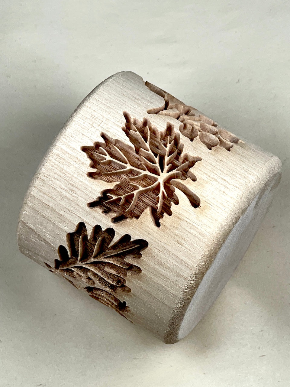 2" Autumn Leaves Textured Rolling Pin