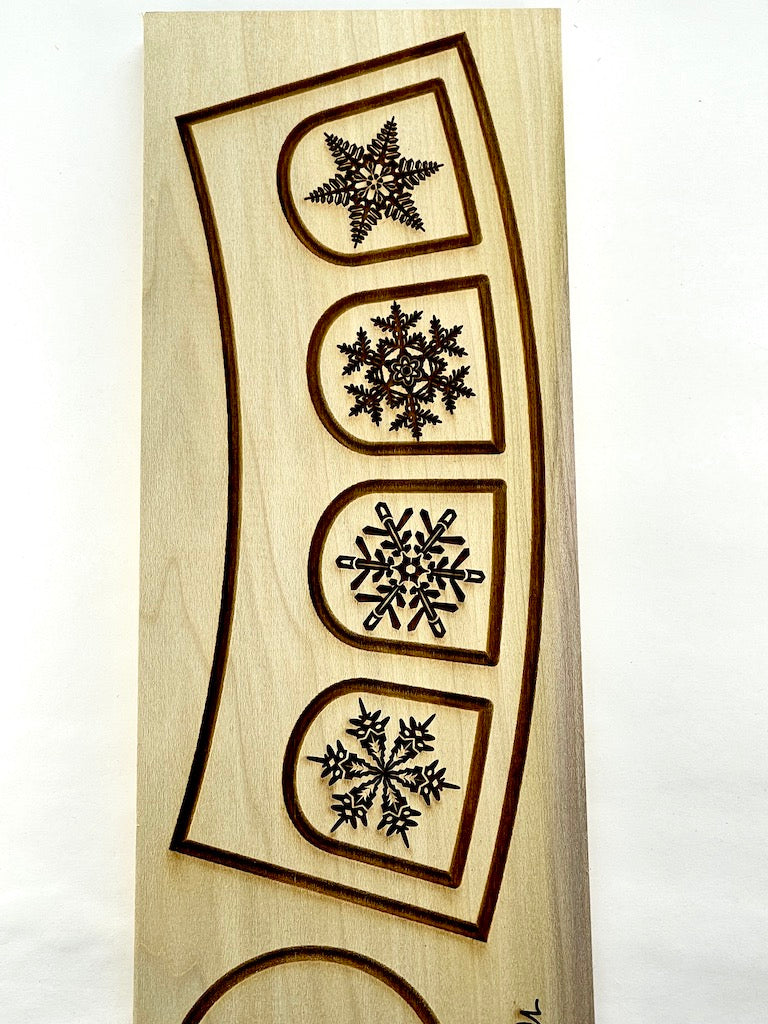 Pocket Snowflakes Curved Textured Mug Plank