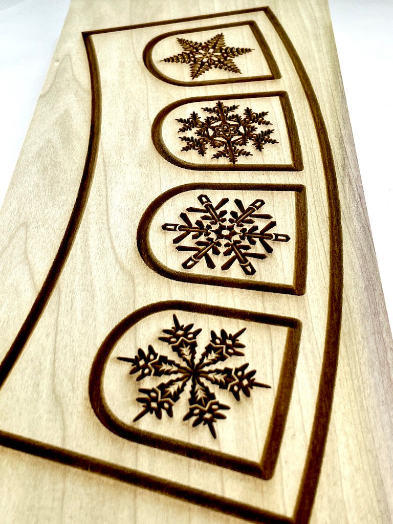 Pocket Snowflakes Curved Textured Mug Plank