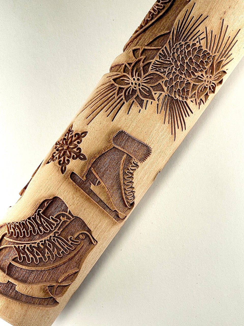 7" Ice Skates Textured Rolling Pin
