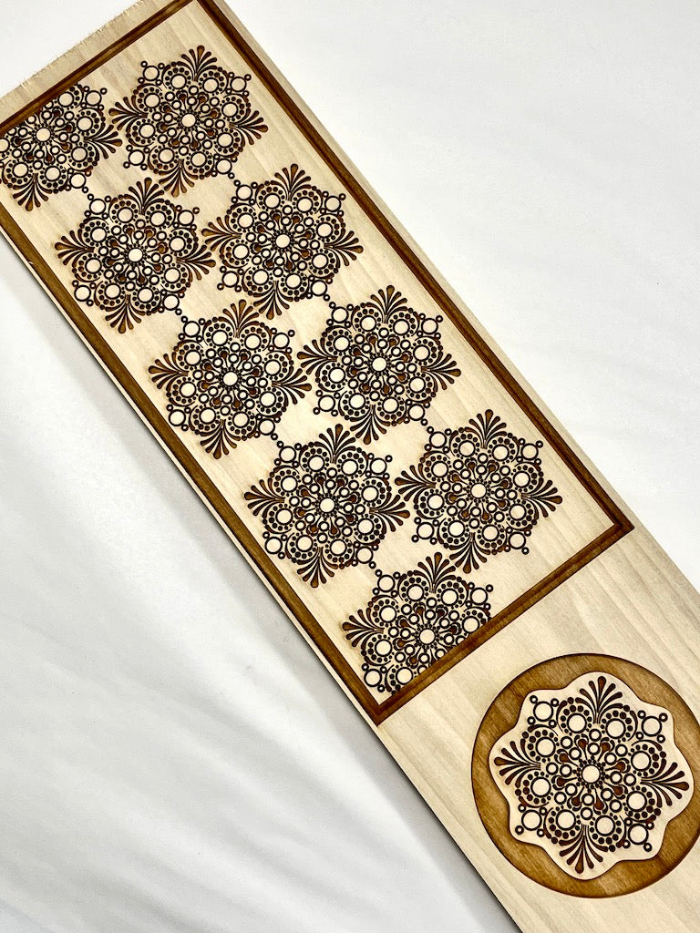 Mandala Lace Textured Mug Plank