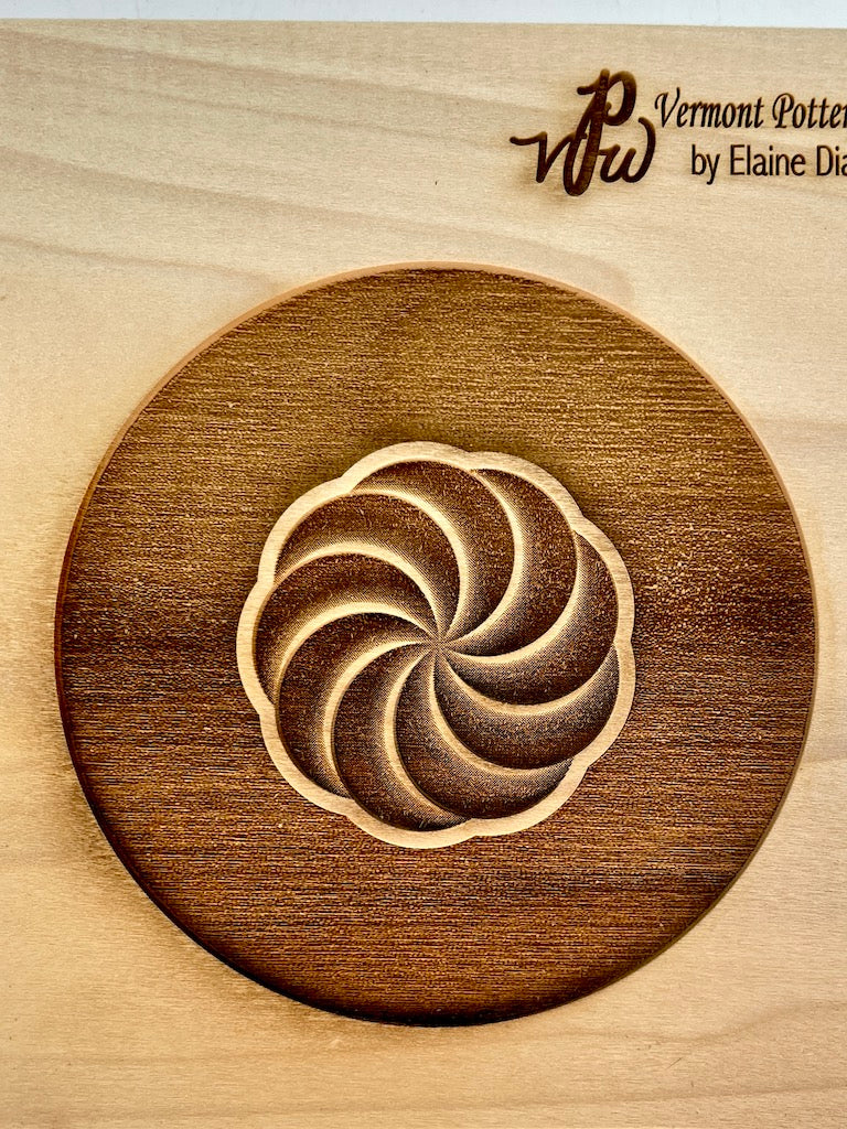 3D Spiral Pops Textured Mug Plank