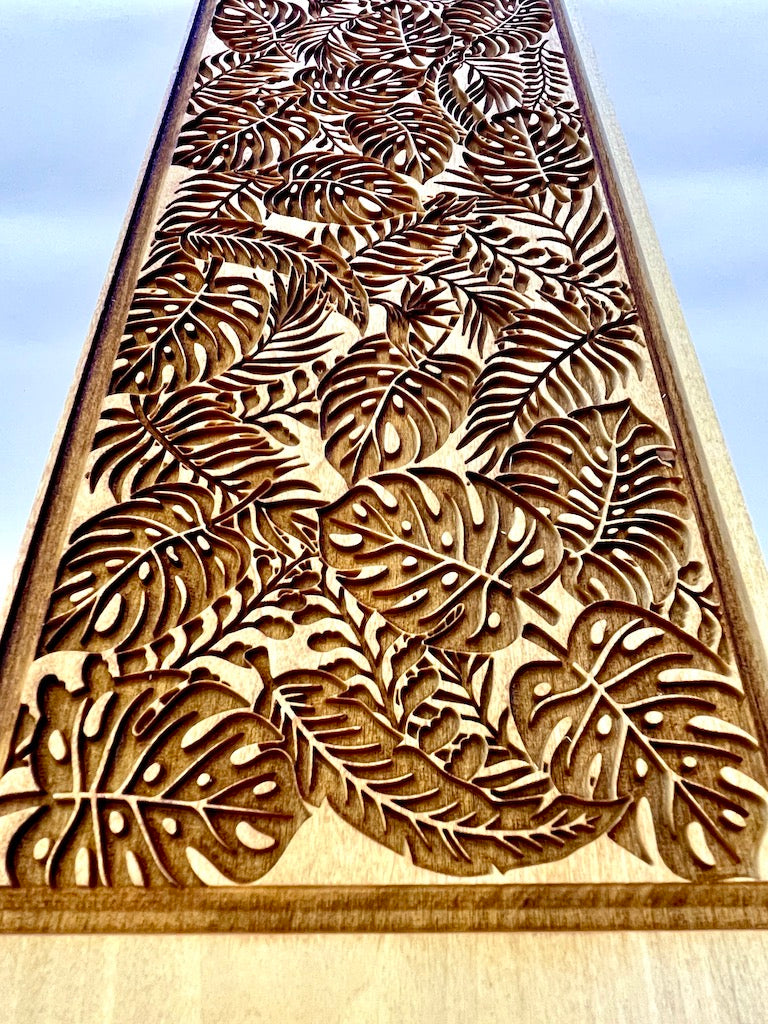 Tropical Leaves Textured Mug Plank