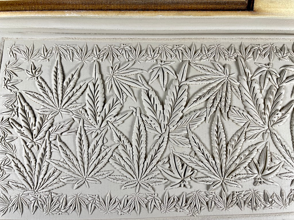 Cannabis Leaves Textured Plank