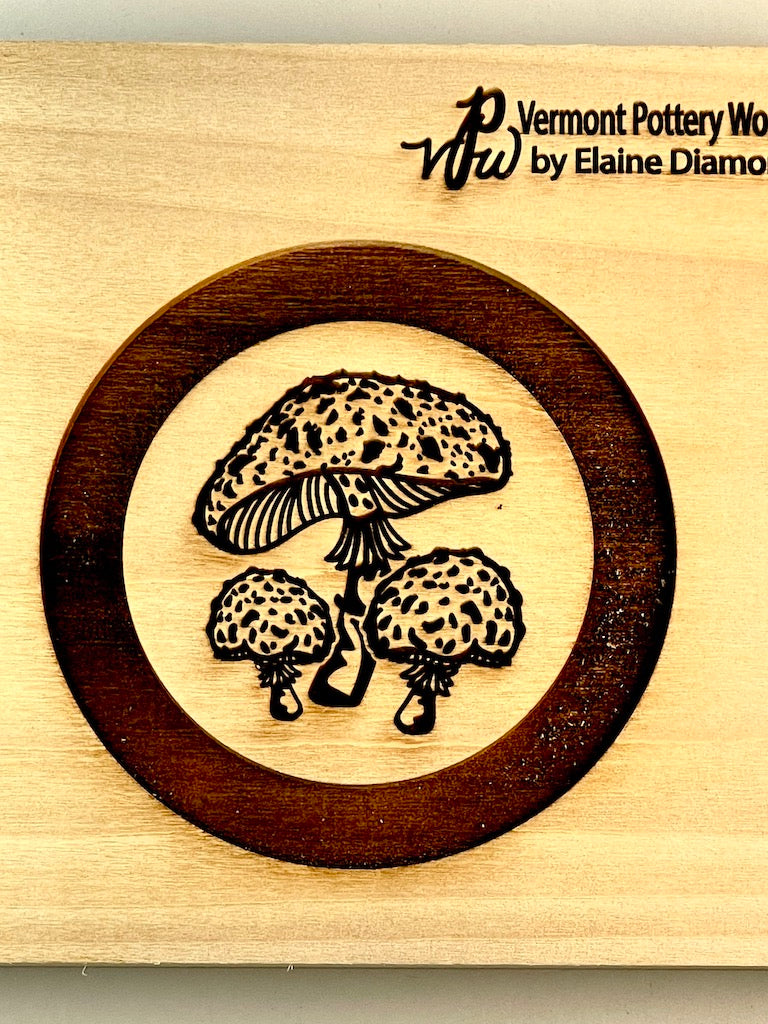Woodland Mushrooms Textured Mug Plank
