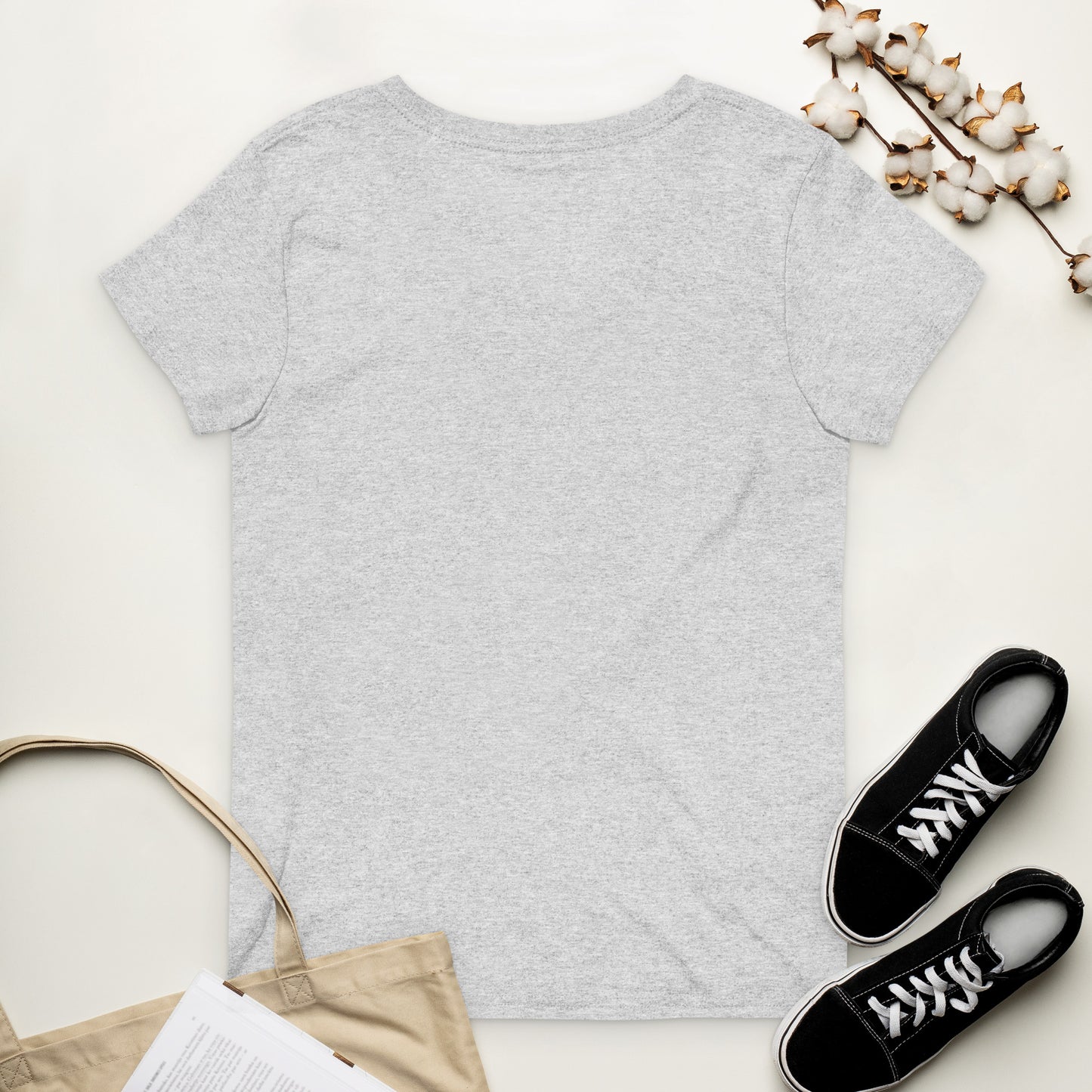 Hummingbirds Women’s Recycled V-Neck Tee